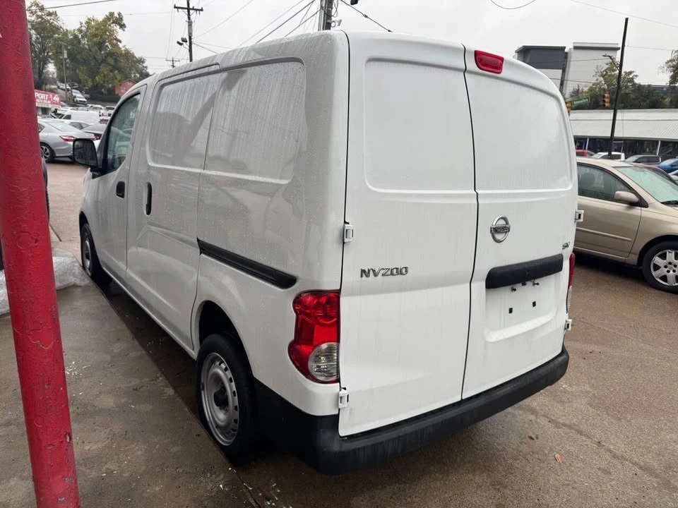 2016 Nissan NV - Image 5 of 17
