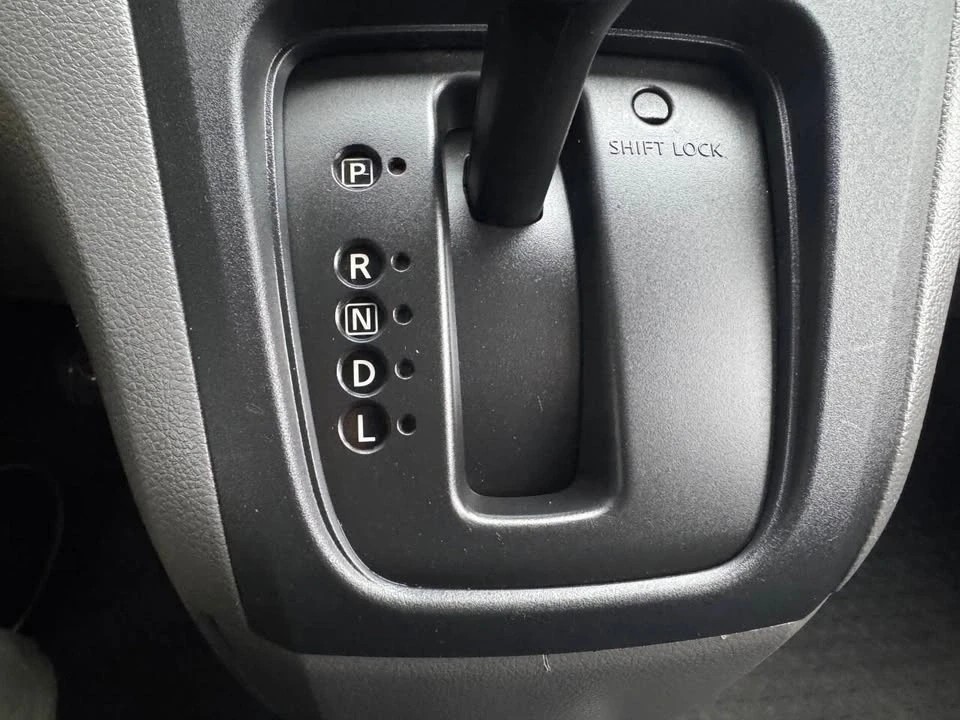 2016 Nissan NV - Image 14 of 17