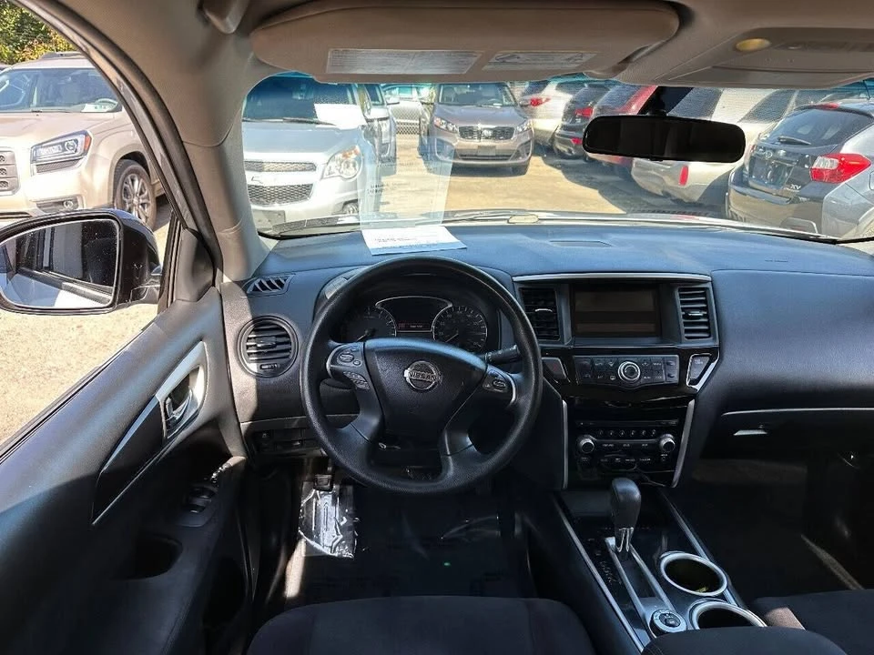 2016 Nissan Pathfinder 4th Gen - Image 11 of 14