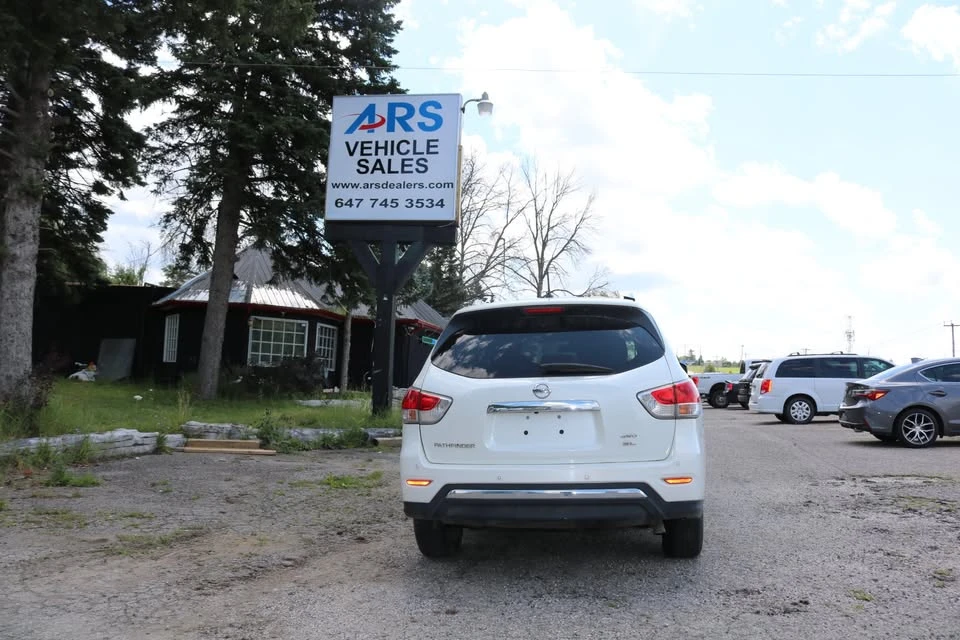 2016 Nissan Pathfinder 4th Gen - Image 6 of 17