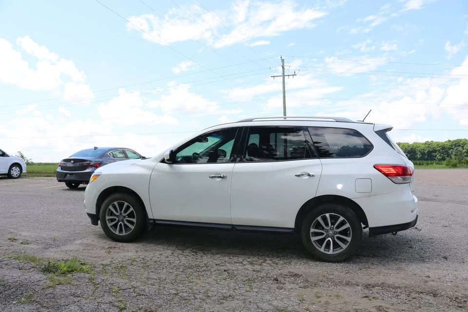 2016 Nissan Pathfinder 4th Gen - Image 8 of 17