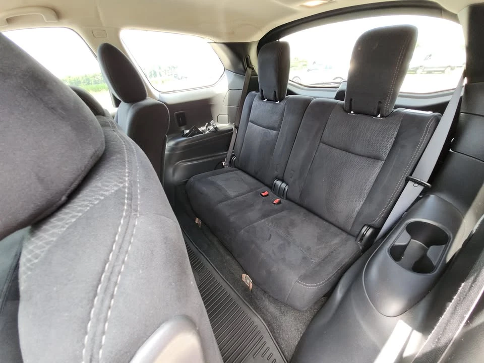2016 Nissan Pathfinder 4th Gen - Image 14 of 17
