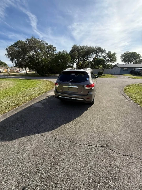 2016 Nissan Pathfinder 4th Gen - Image 2 of 8