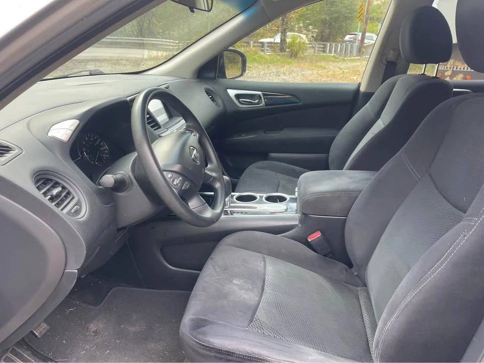 2016 Nissan Pathfinder 4th Gen - Image 3 of 8