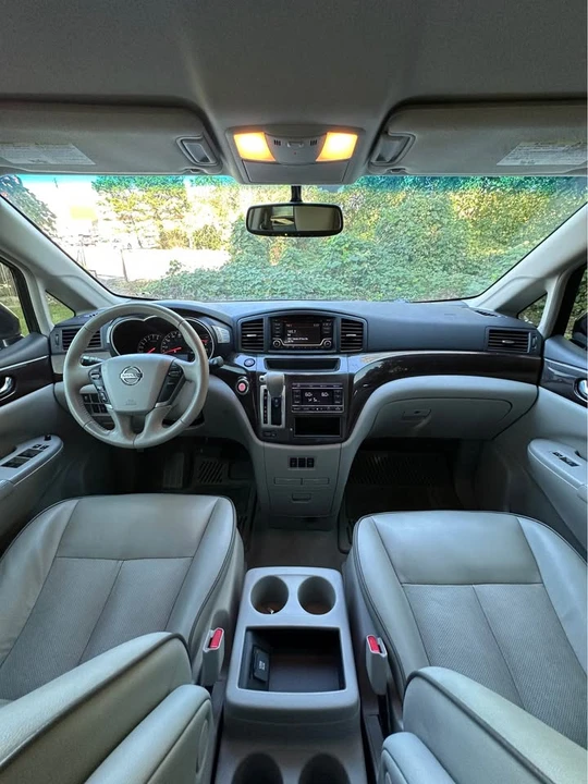 2016 Nissan Quest - Image 18 of 20