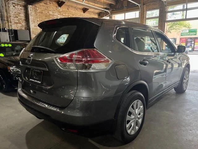 2016 Nissan Rogue - Image 7 of 11