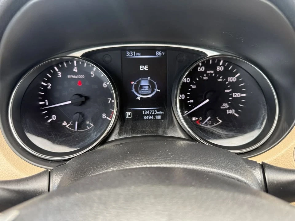 2016 Nissan Rogue - Image 12 of 20