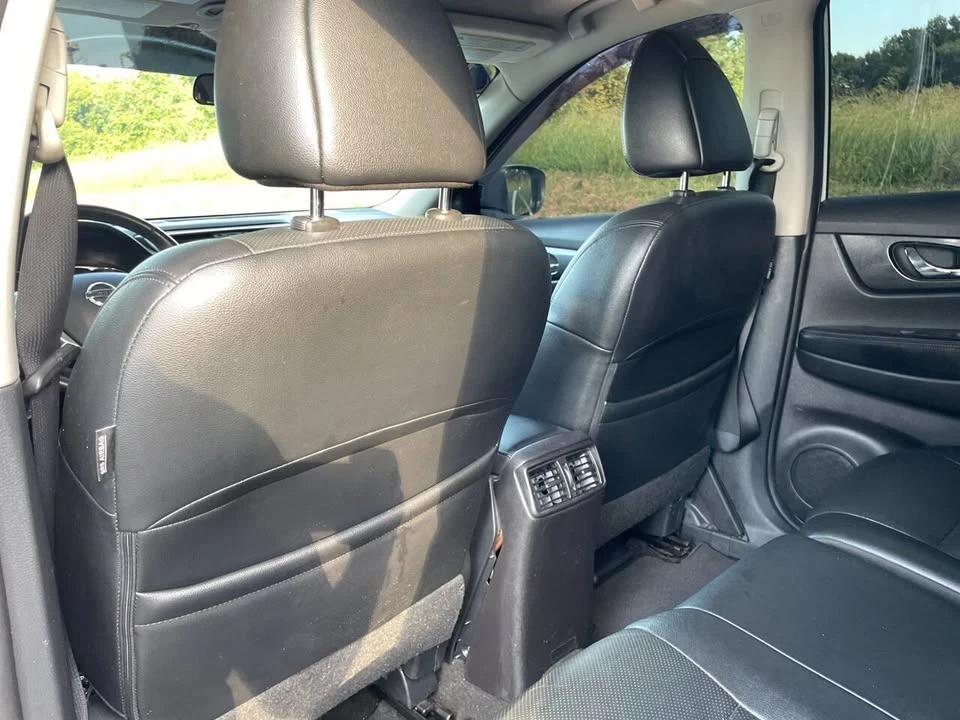 2016 Nissan Rogue - Image 19 of 20