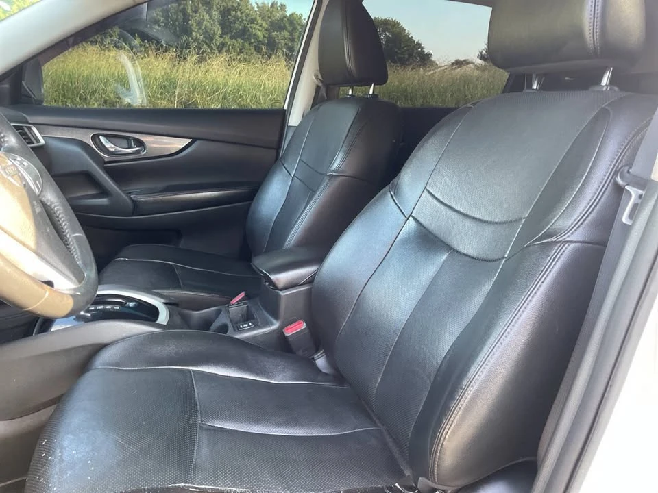 2016 Nissan Rogue - Image 14 of 20