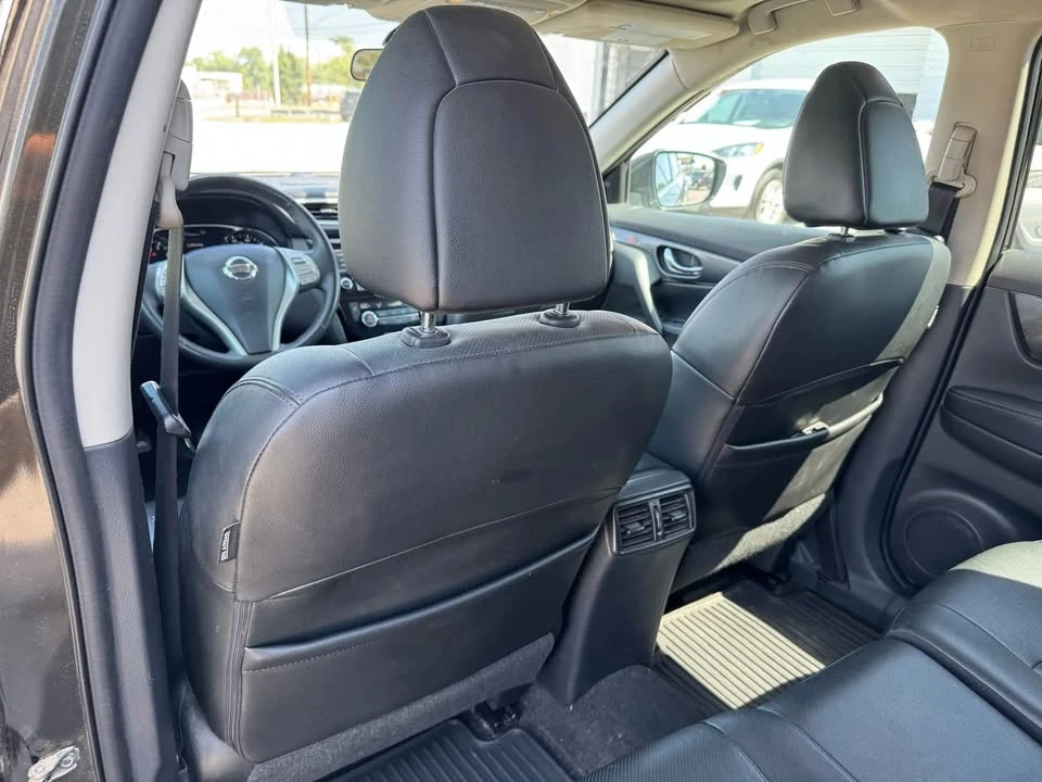 2016 Nissan Rogue - Image 12 of 20