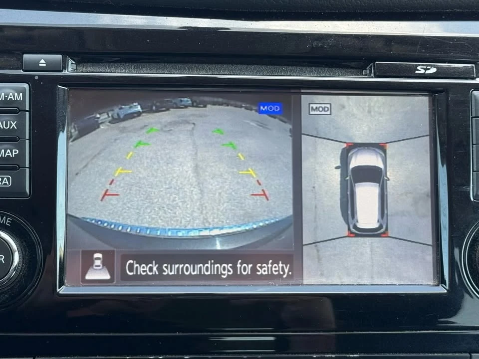 2016 Nissan Rogue - Image 15 of 20