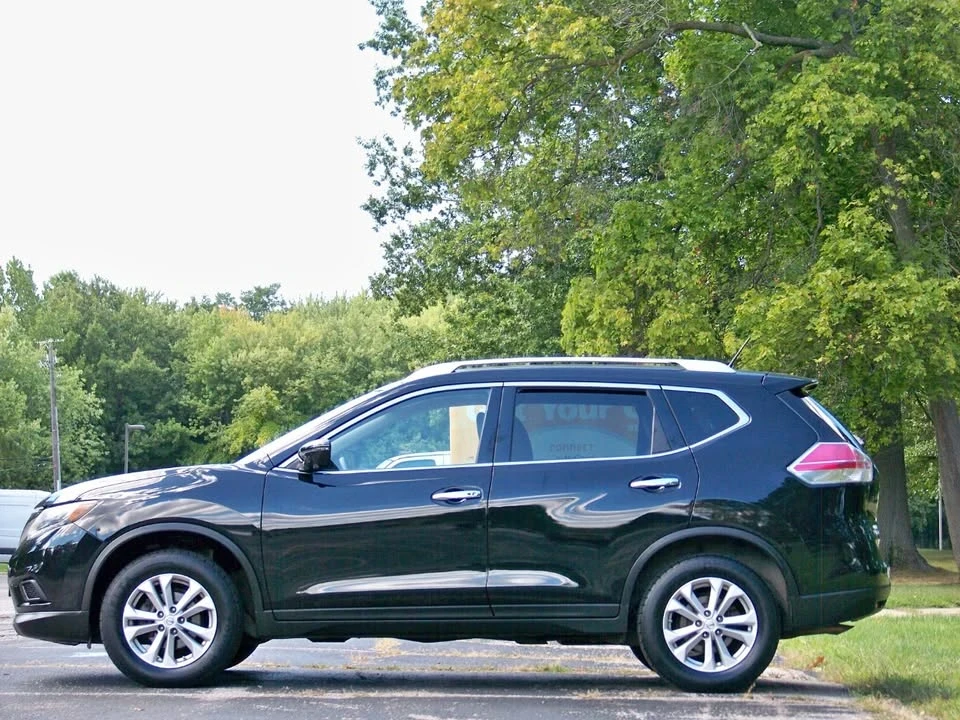 2016 Nissan Rogue - Image 8 of 20