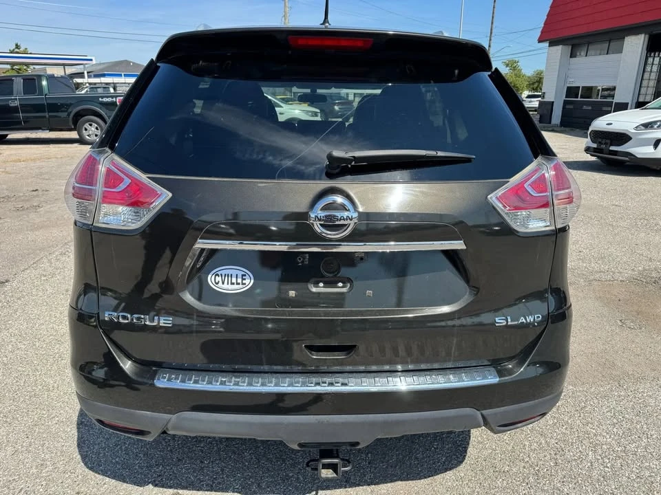 2016 Nissan Rogue - Image 4 of 20