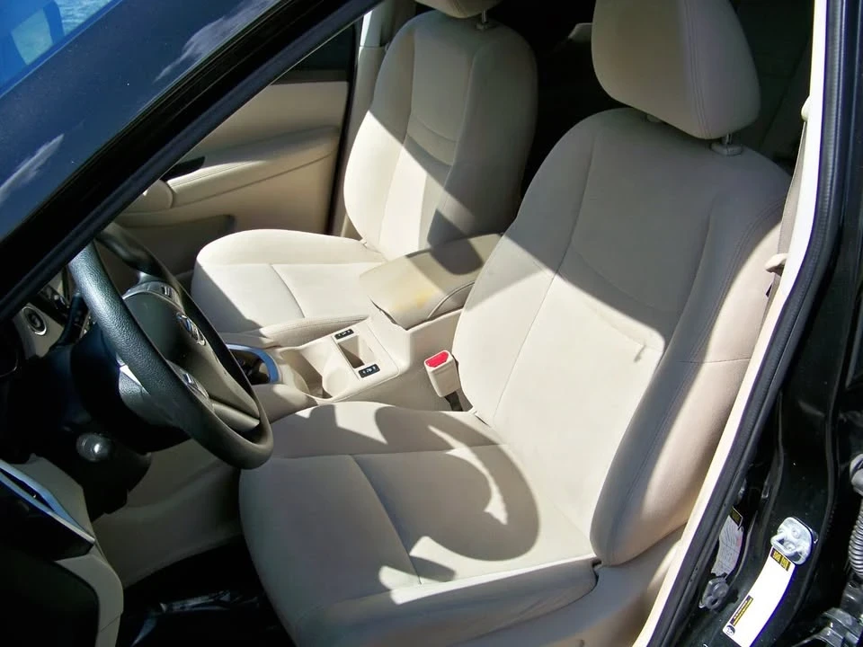 2016 Nissan Rogue - Image 13 of 20