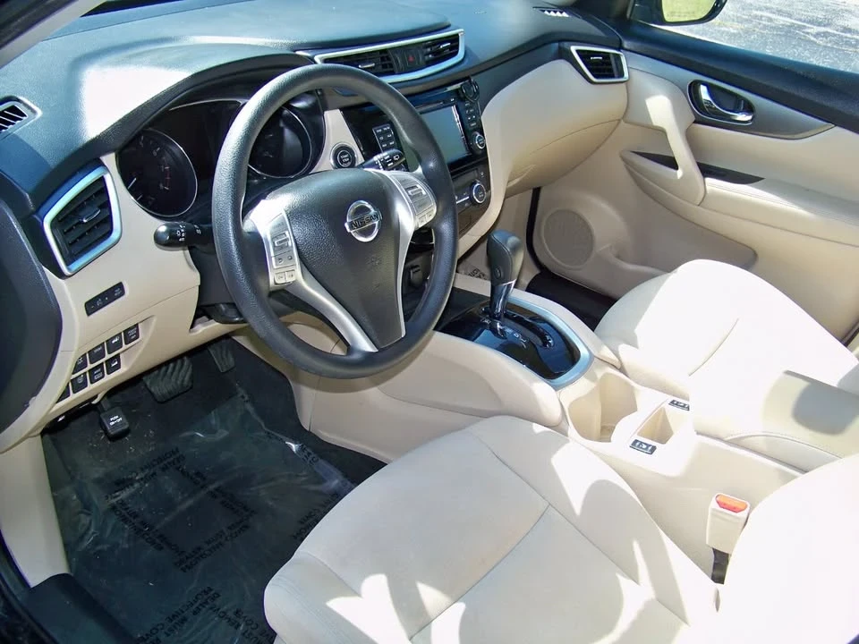 2016 Nissan Rogue - Image 12 of 20