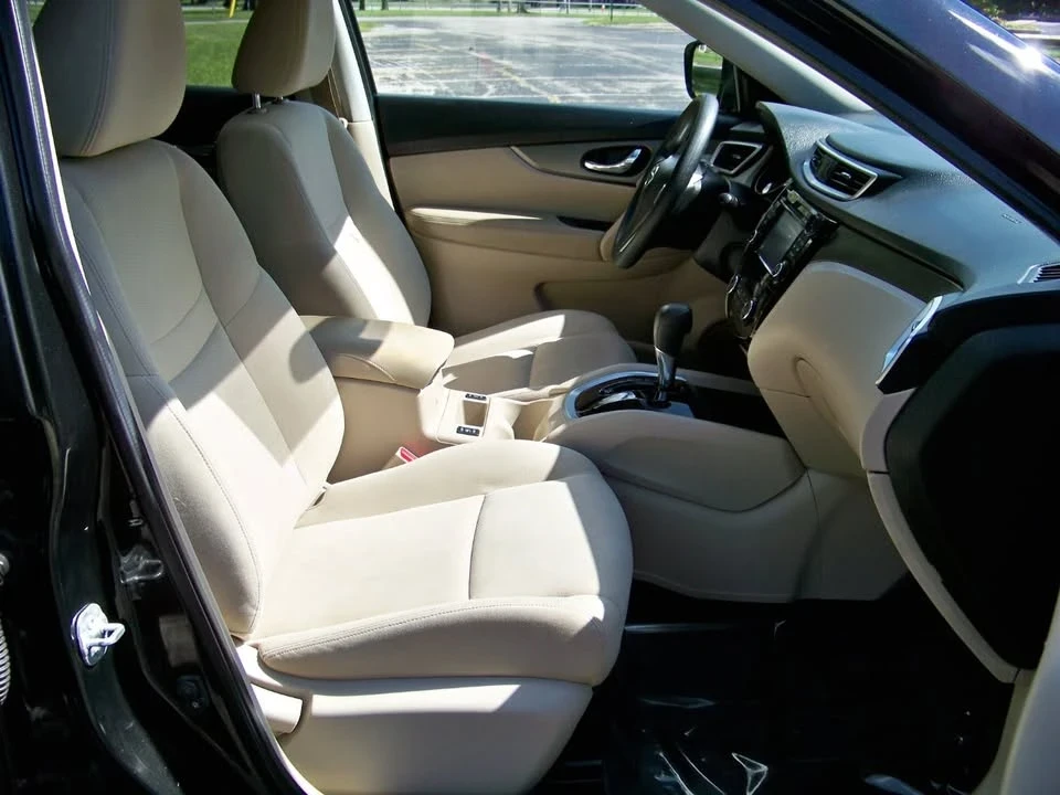 2016 Nissan Rogue - Image 14 of 20
