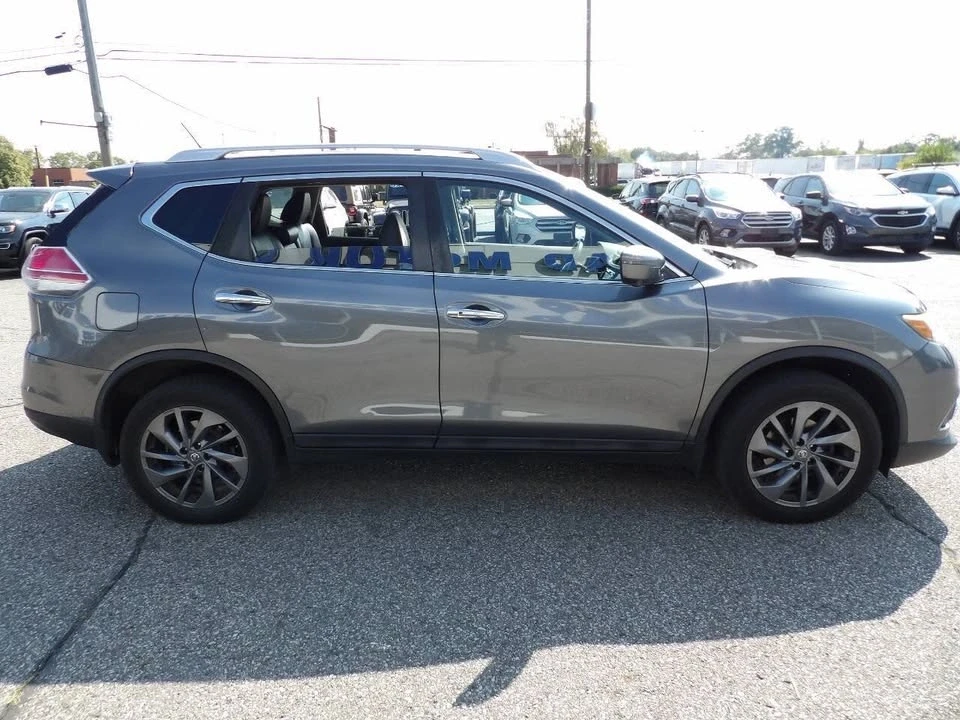 2016 Nissan Rogue - Image 5 of 19