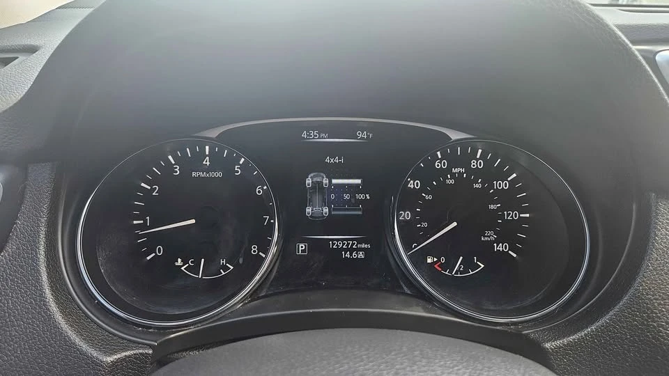2016 Nissan Rogue - Image 15 of 19