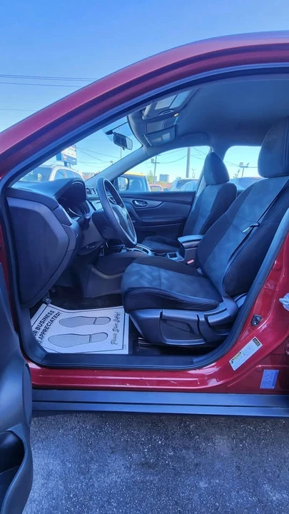 2016 Nissan Rogue - Image 9 of 20