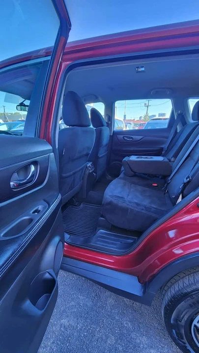 2016 Nissan Rogue - Image 12 of 20