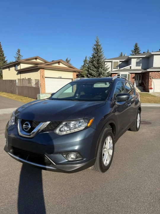 2016 Nissan Rogue - Image 10 of 13
