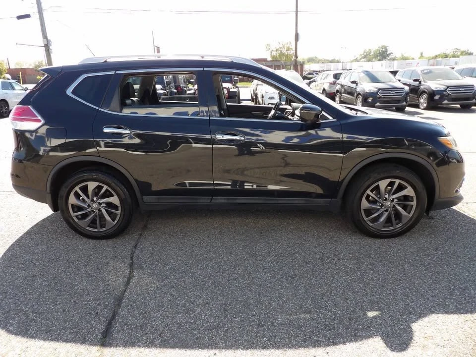 2016 Nissan Rogue - Image 4 of 19