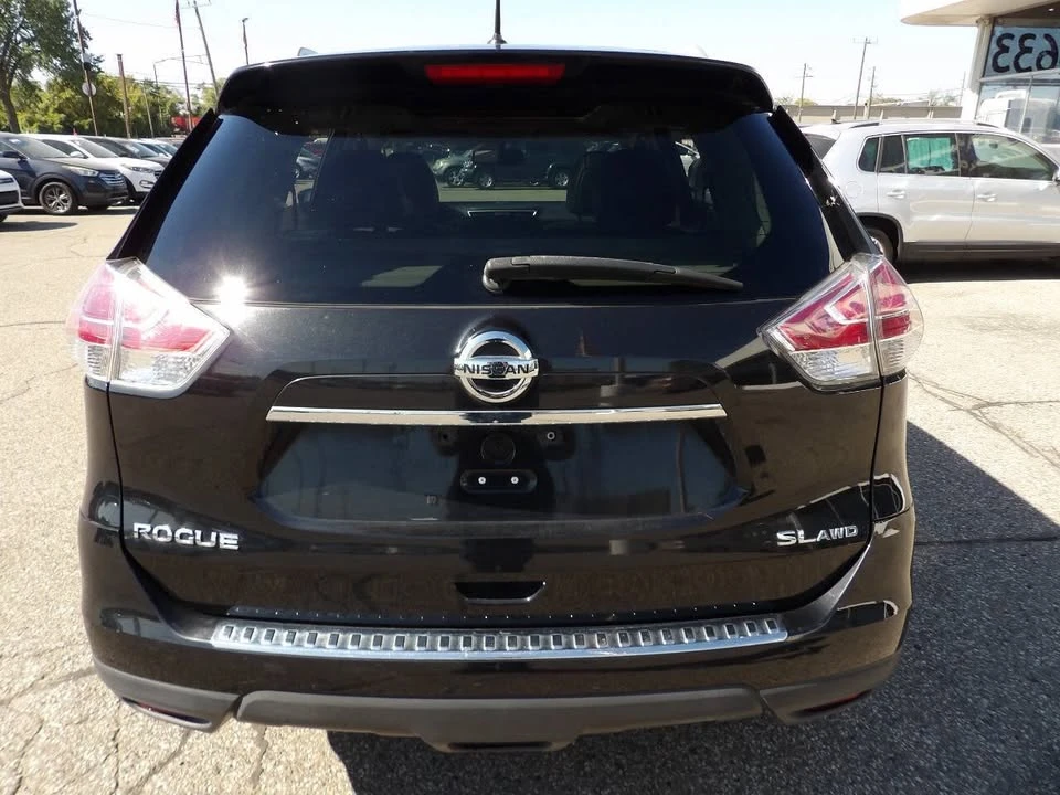 2016 Nissan Rogue - Image 6 of 19