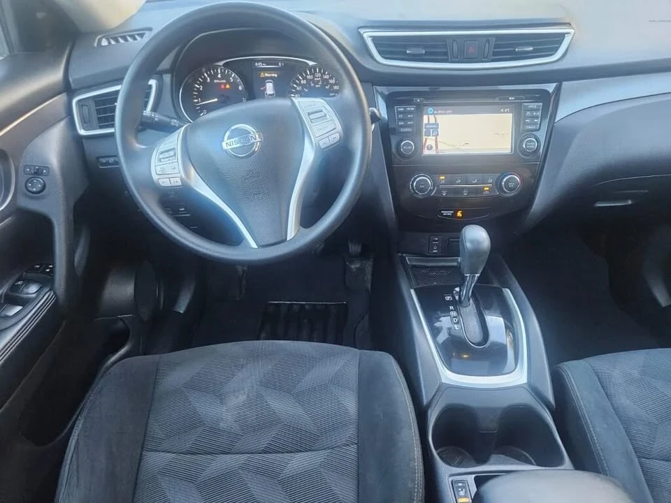 2016 Nissan Rogue - Image 13 of 20