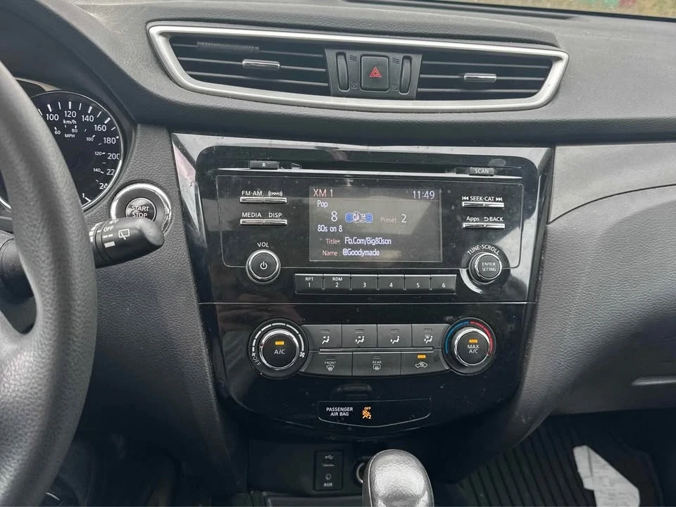 2016 Nissan Rogue - Image 8 of 9