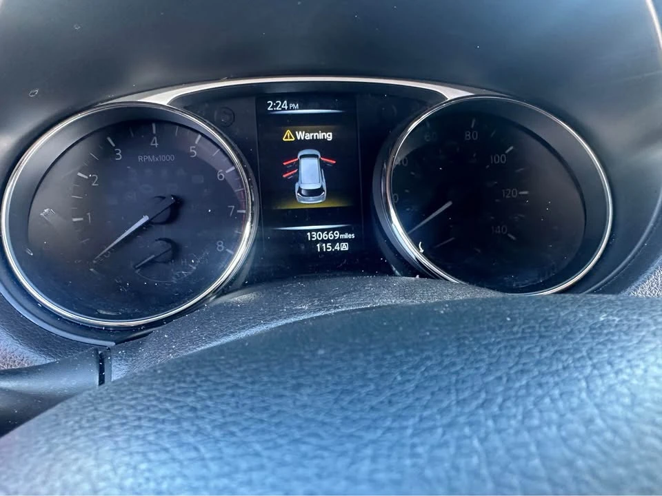 2016 Nissan Rogue - Image 3 of 9