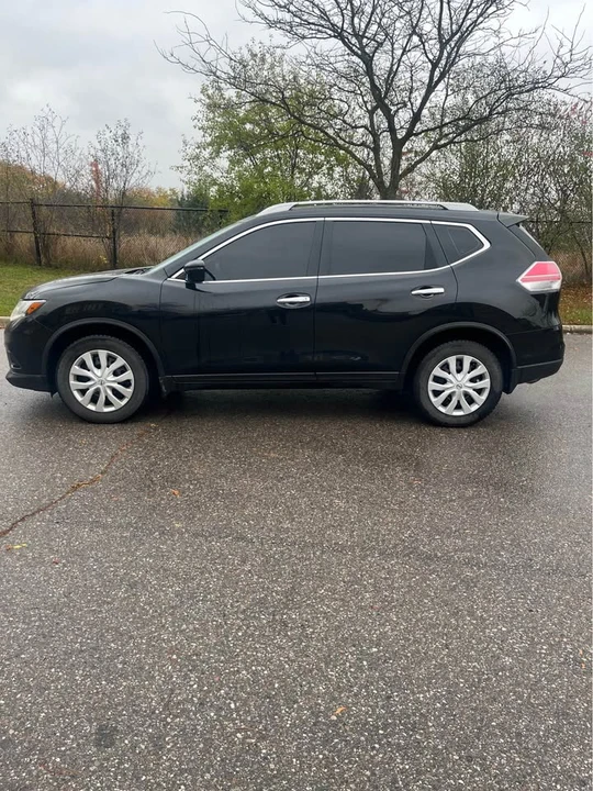 2016 Nissan Rogue - Image 2 of 6