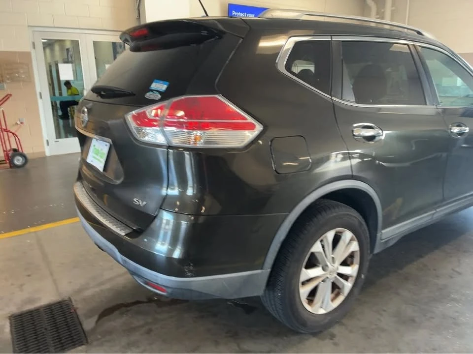 2016 Nissan Rogue - Image 3 of 6