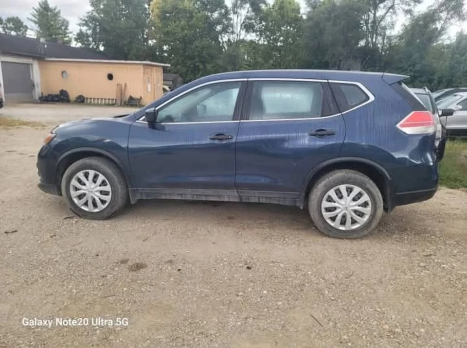 2016 Nissan Rogue - Image 3 of 11