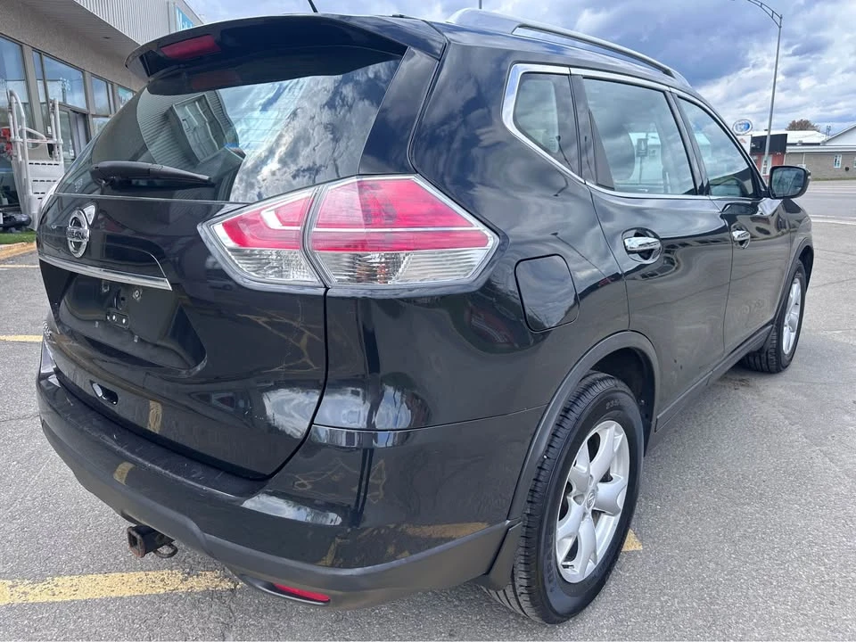 2016 Nissan Rogue - Image 4 of 16