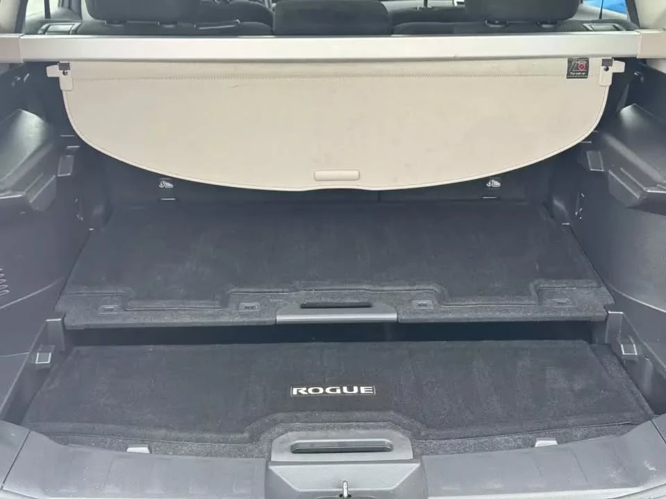 2016 Nissan Rogue - Image 18 of 19