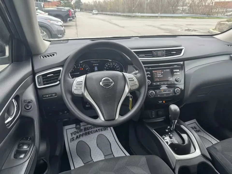 2016 Nissan Rogue - Image 9 of 19