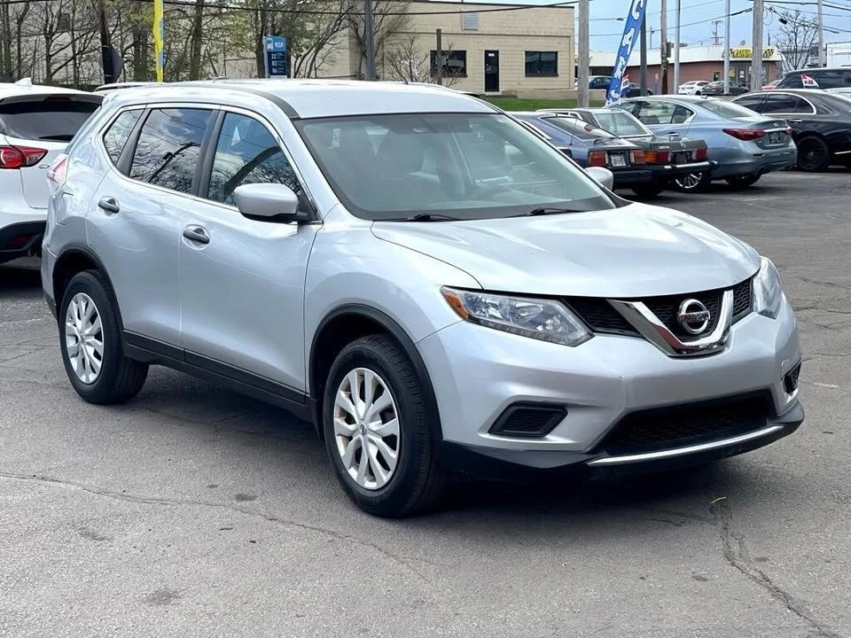 2016 Nissan Rogue - Image 3 of 15