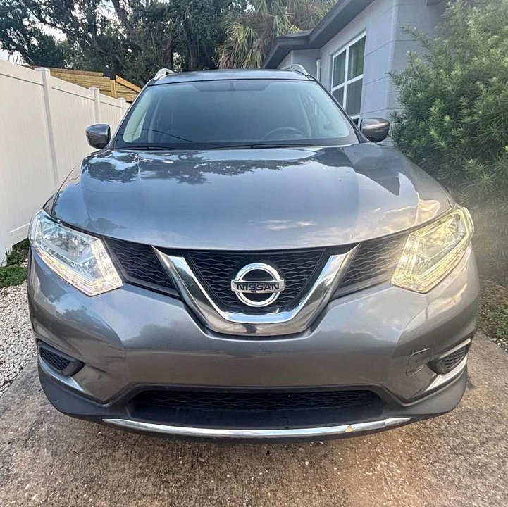 2016 Nissan Rogue - Image 2 of 15