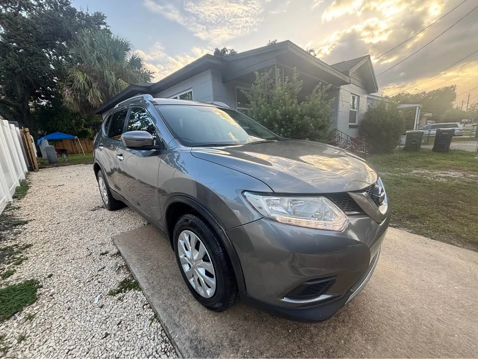 2016 Nissan Rogue - Image 6 of 15