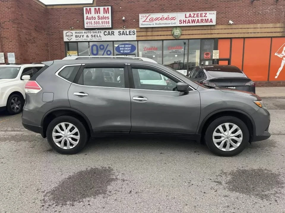 2016 Nissan Rogue - Image 5 of 18