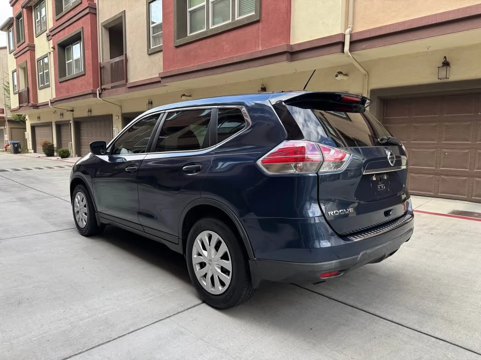 2016 Nissan Rogue - Image 4 of 20