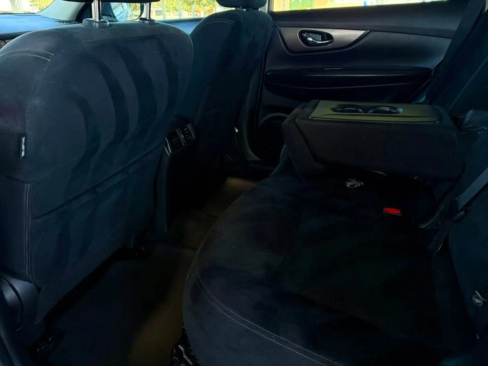 2016 Nissan Rogue - Image 14 of 18