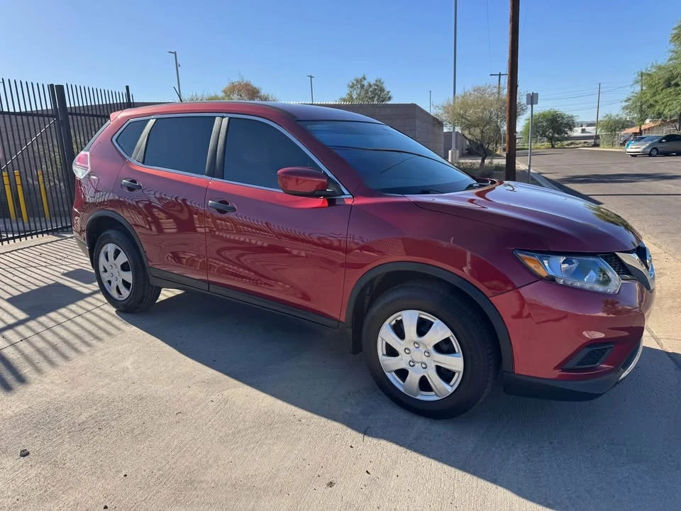 2016 Nissan Rogue - Image 13 of 20