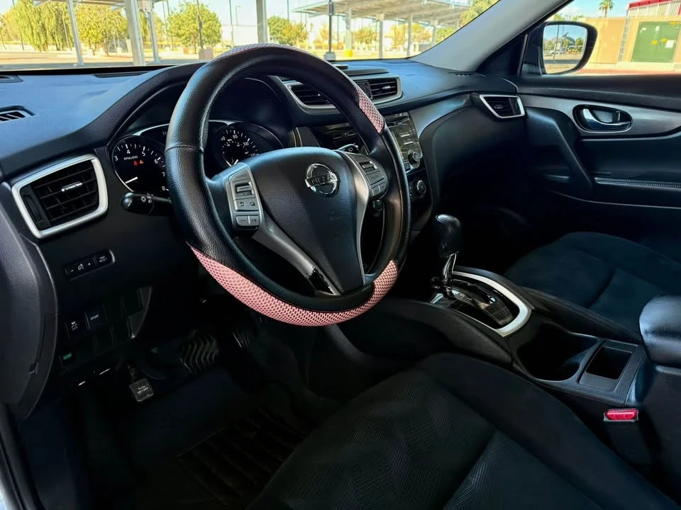 2016 Nissan Rogue - Image 6 of 18