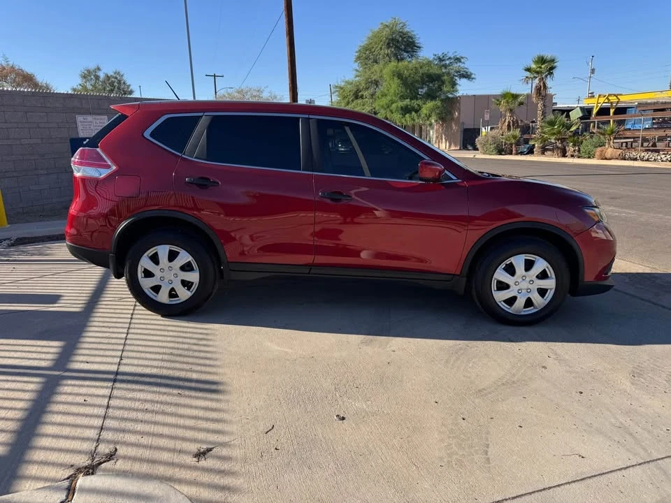 2016 Nissan Rogue - Image 9 of 20