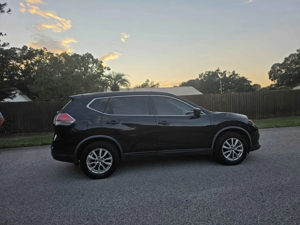 2016 Nissan Rogue - Image 4 of 14