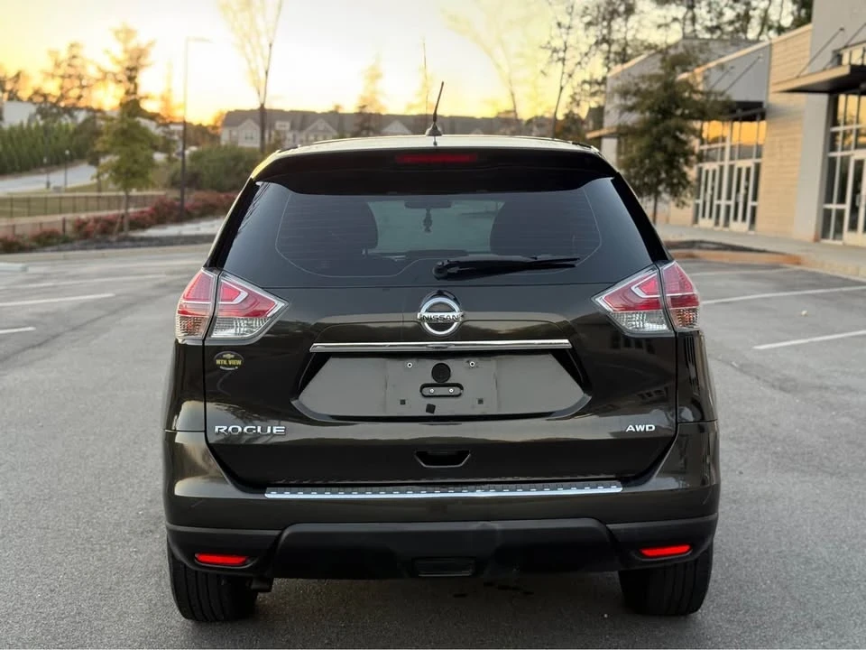 2016 Nissan Rogue - Image 9 of 20