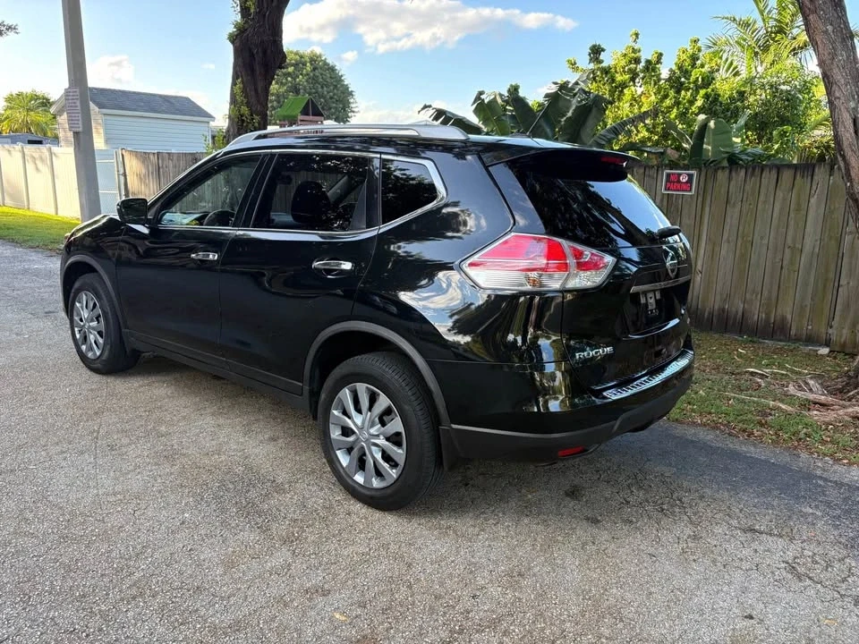 2016 Nissan Rogue - Image 6 of 13
