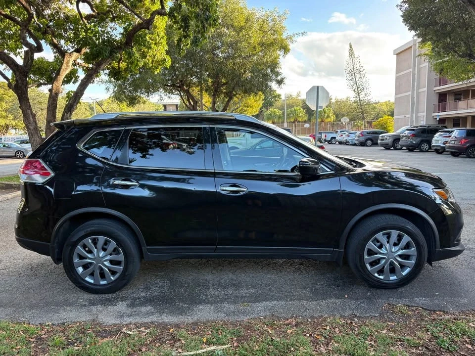 2016 Nissan Rogue - Image 3 of 13