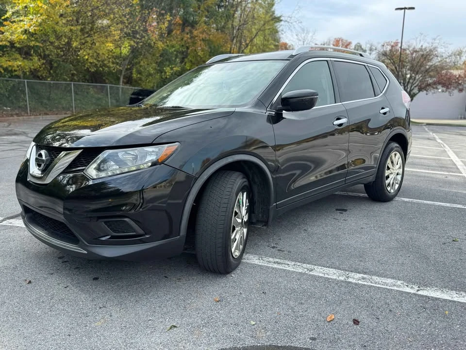 2016 Nissan Rogue - Image 6 of 8